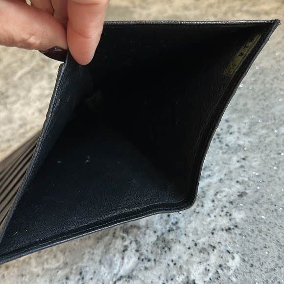 CHANEL Long Bi-Fold Wallet Black GUC - Picture 8 of 14